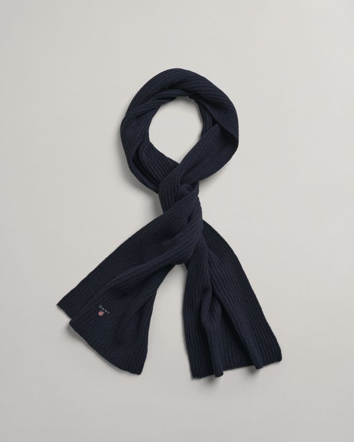 O2. WOOL KNIT SCARF