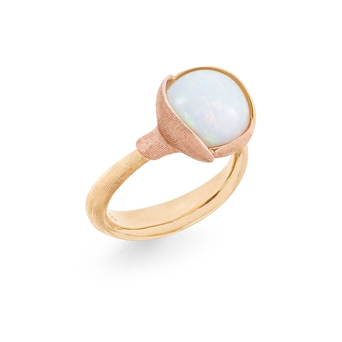 OLE LYNGGAARD COPENHAGEN Lotus 2 18 kt. guld ring med opal