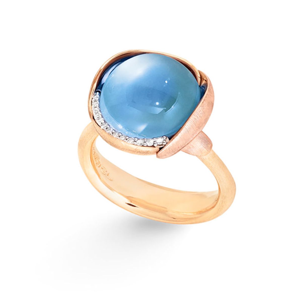 OLE LYNGGAARD COPENHAGEN Lotus 3, 18 kt. guld ring med london blue topas og brillanter