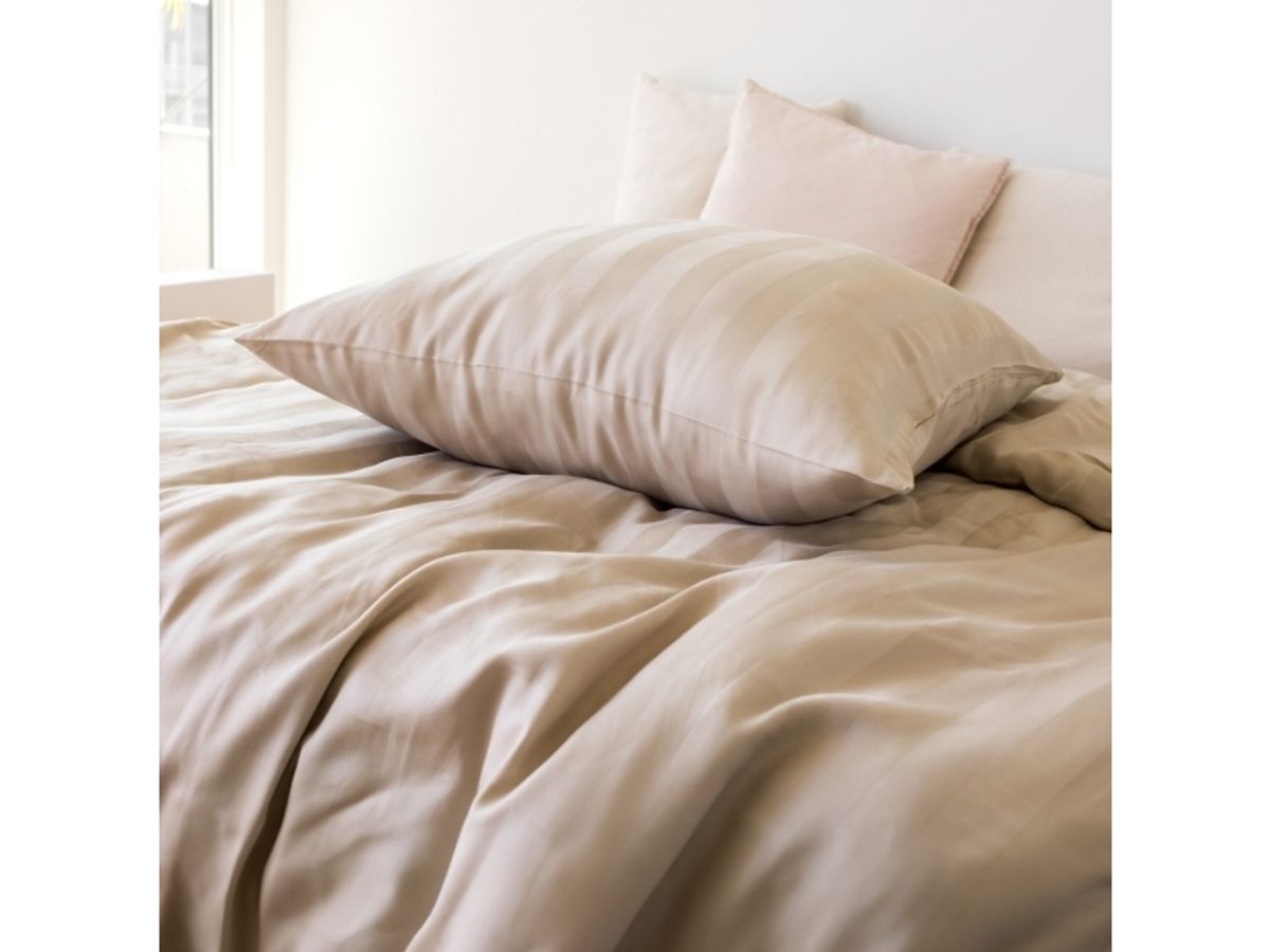 Olsenhome - Bambus Satin Sengesæt Beige - 140X220 Cm