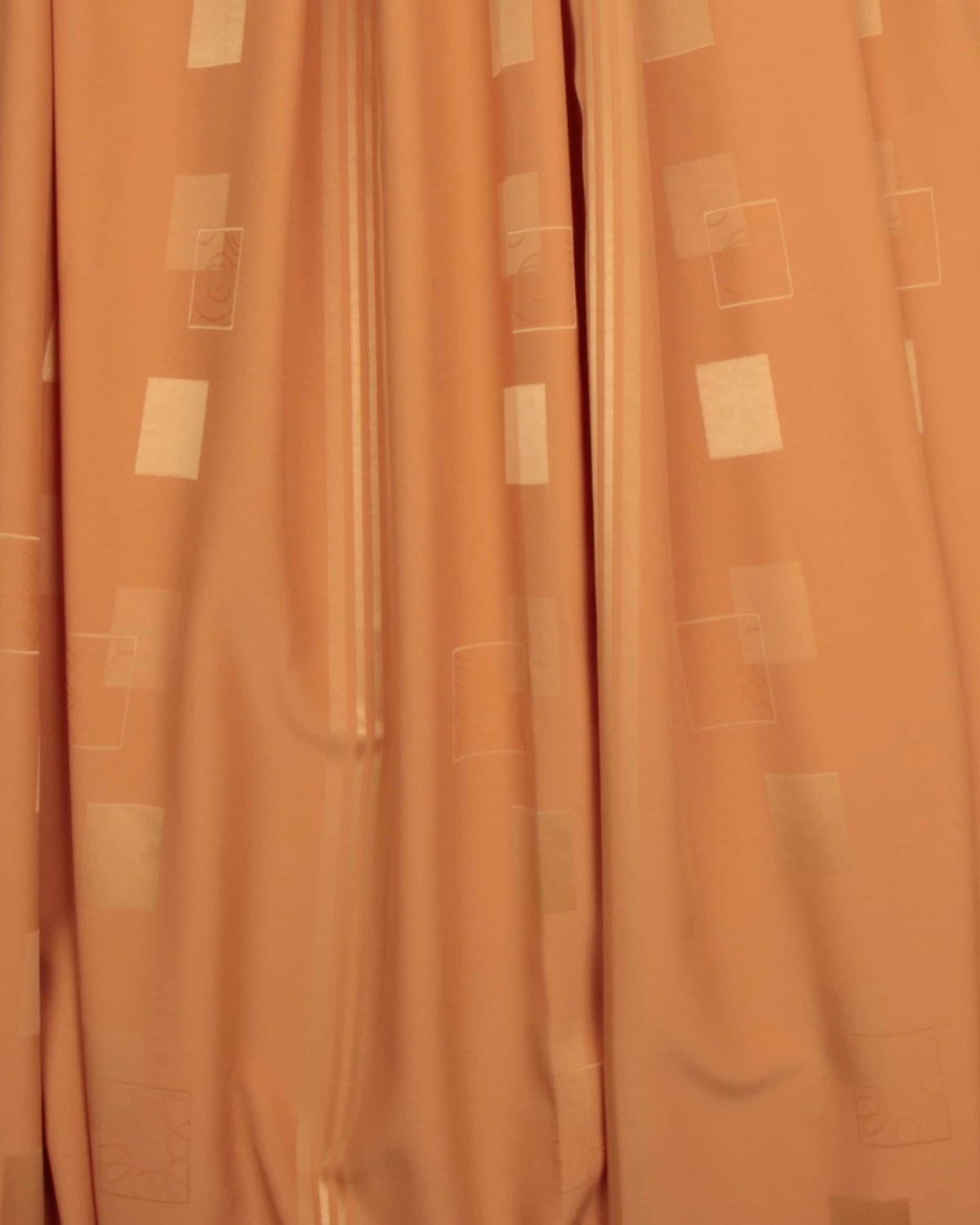 Orange med blanke felter og striber - 100% Polyester