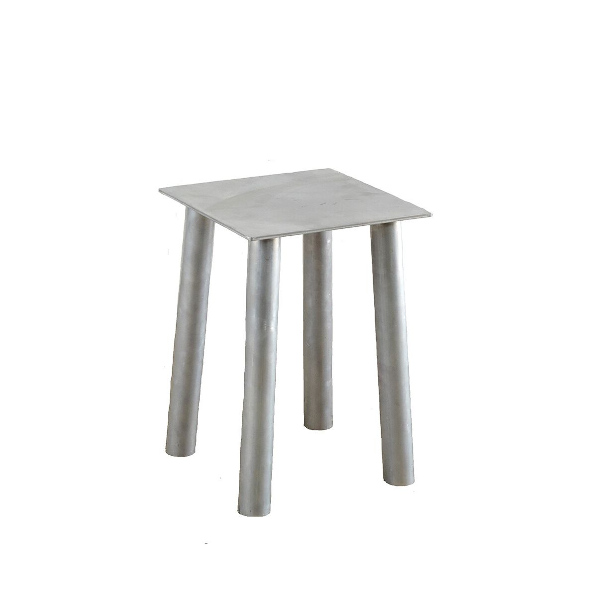 P-L 02 Stool fra NIKO JUNE