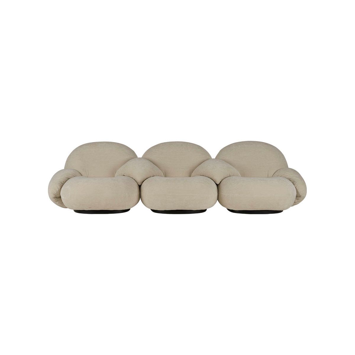 Pacha sofa 3-seater w. armrests and middle fra GUBI (Prisgruppe 1, Pearl Gold)