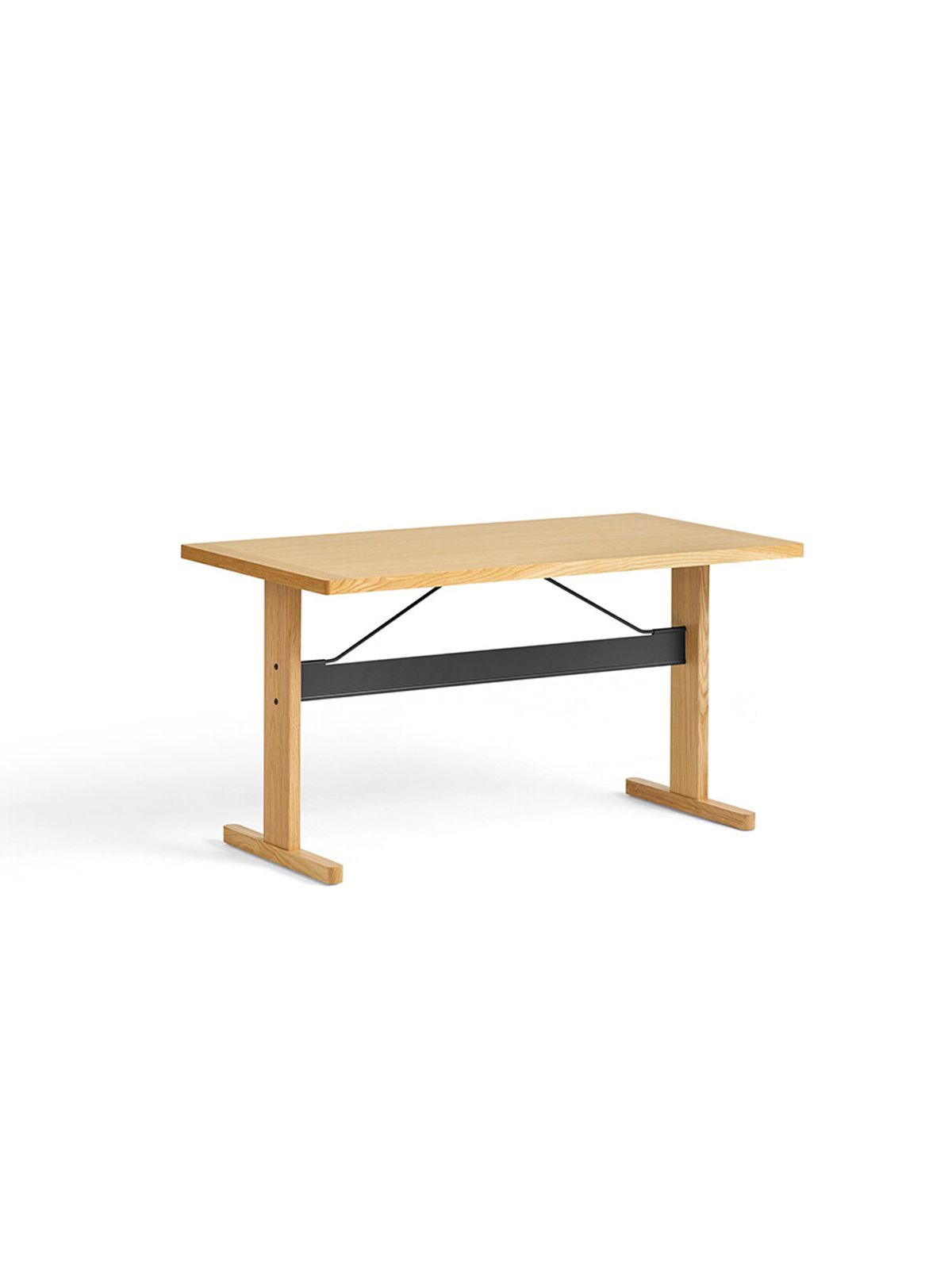 Passerelle Desk, L140 cm fra Hay (Black linoleum, Water-based lacquered walnut, Ink black)