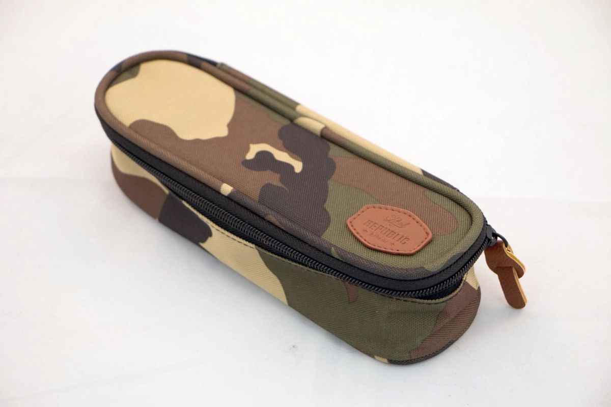 Penalhus box Real Republic camouflage