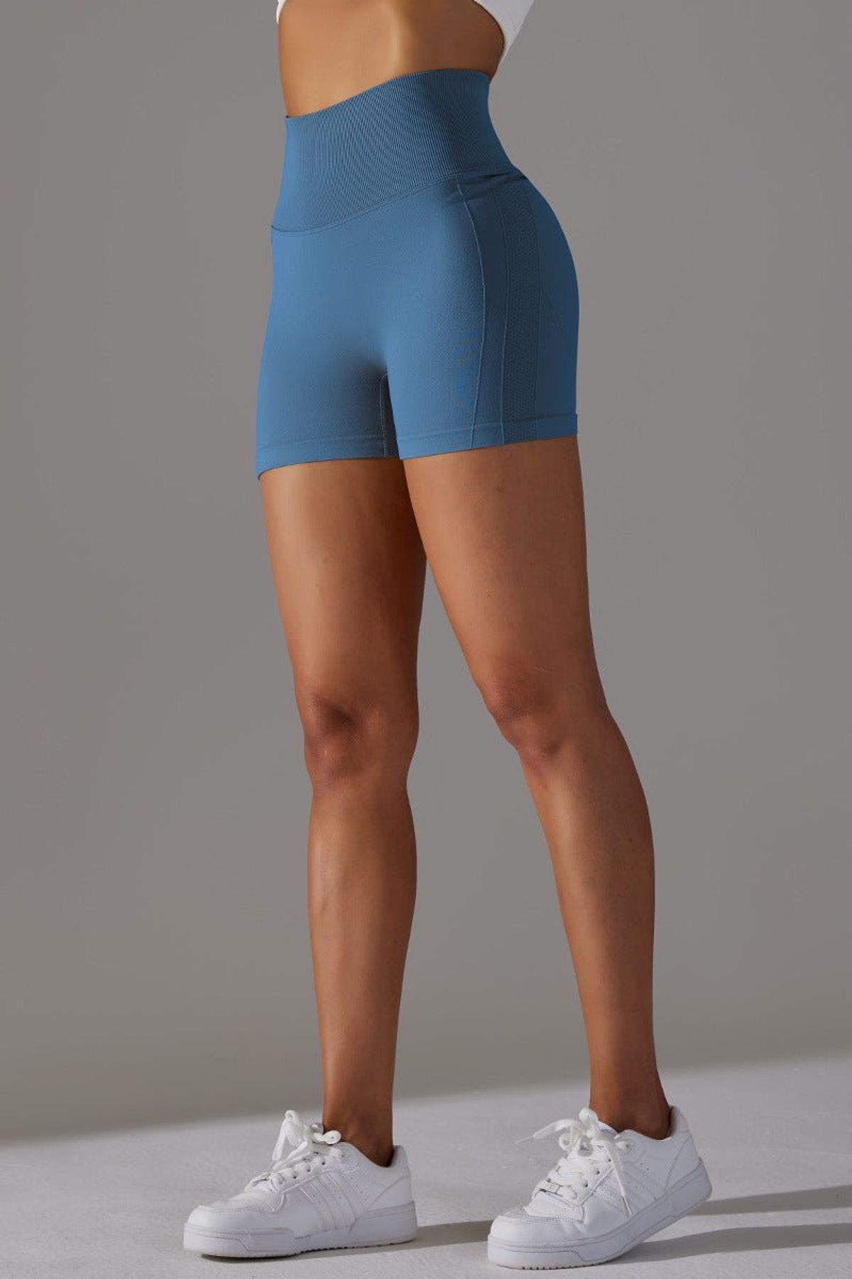 PerformancePro scrunch shorts AquaBlue - Small / AquaBlue