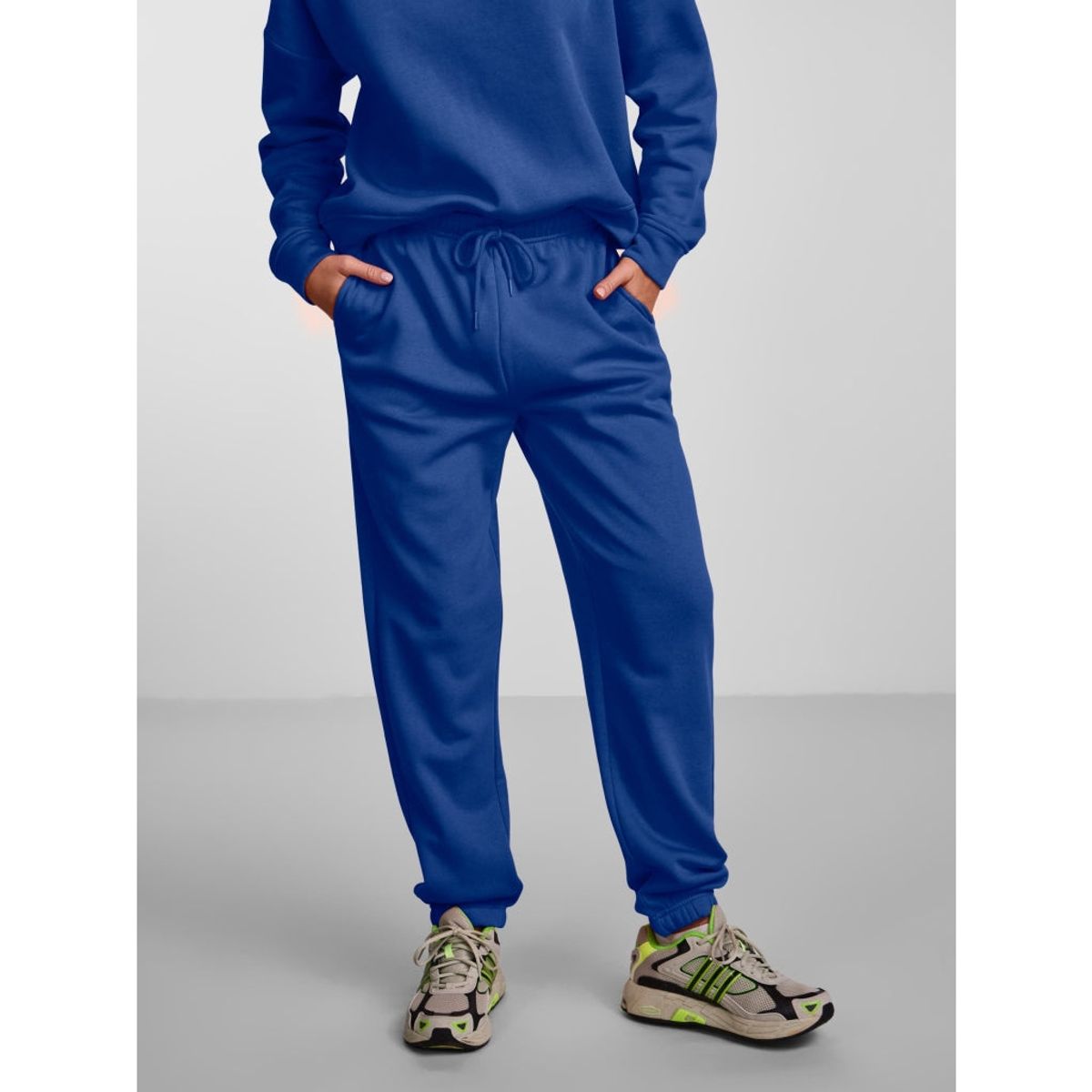 Pieces dame sweatpants PCCHILLI - Mazarine Blue