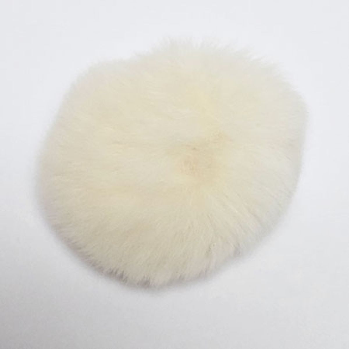 Pompon - Ægte Kaninhår pompon - Lys Beige 60 mm