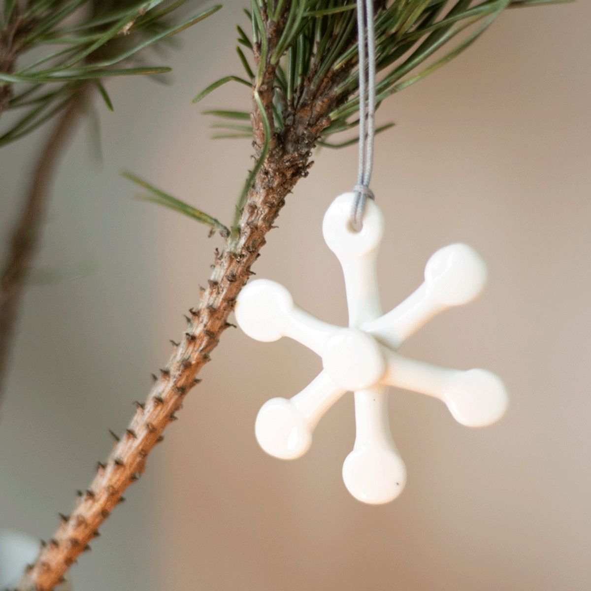 Porcelænsornament Blomst