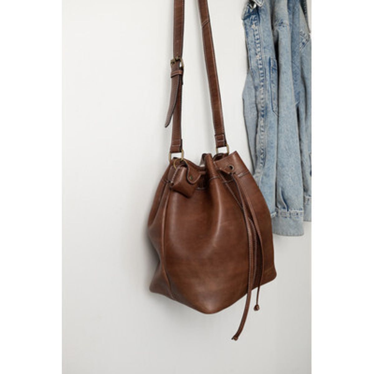 Project 20 | Bucket Bag | Woodsmoke