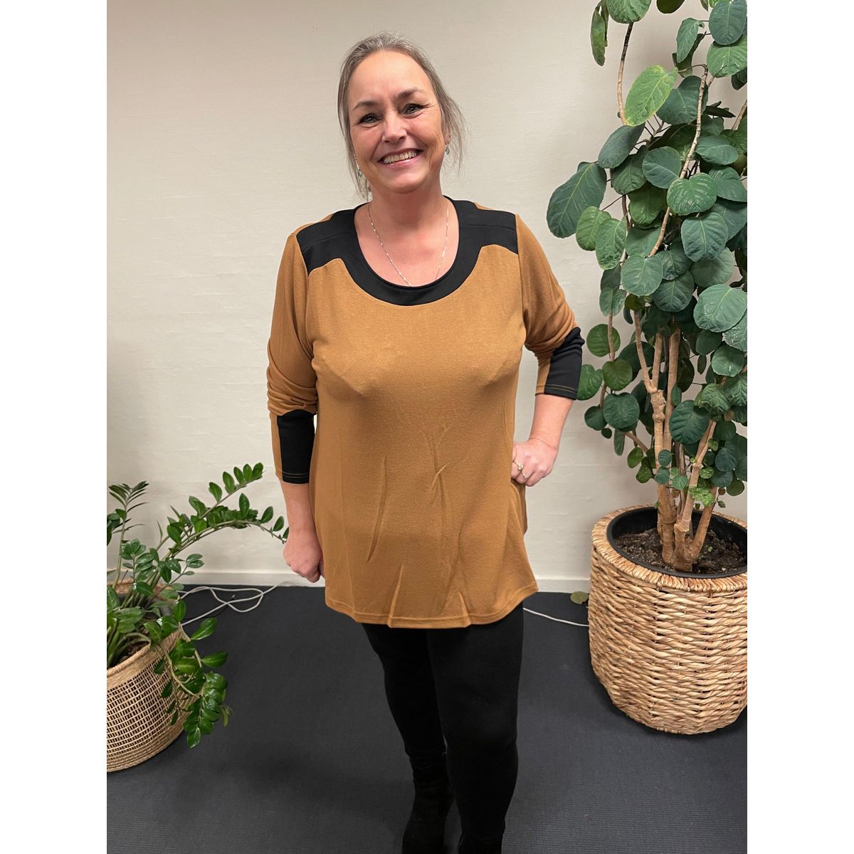 Pronto Woman | Lis G bluse Camel - XXXL/60