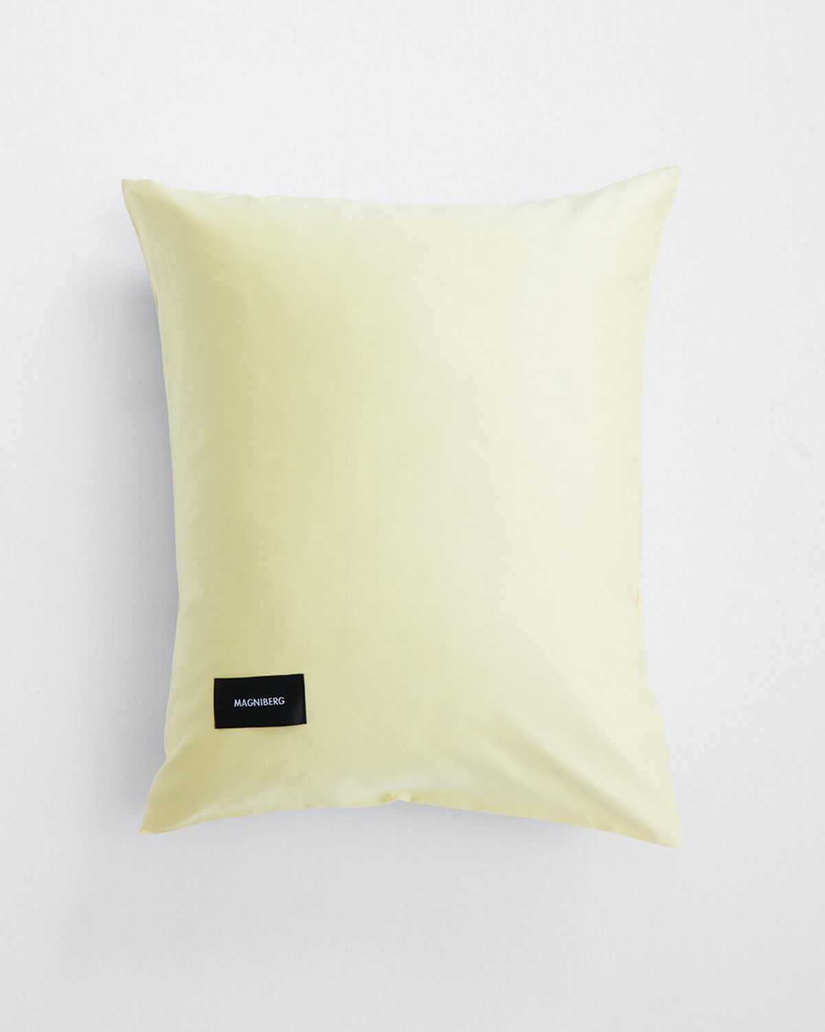 Pure Sateen Pillow Cover 50x70 cm fra Magniberg (Lemonade)