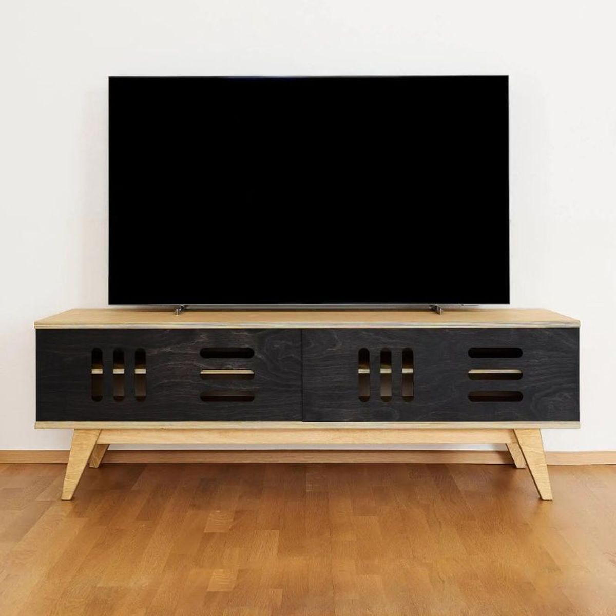 Radis HUH TV-bord på 120 eller 150 cm i længden - 120x36 cm / Hvid