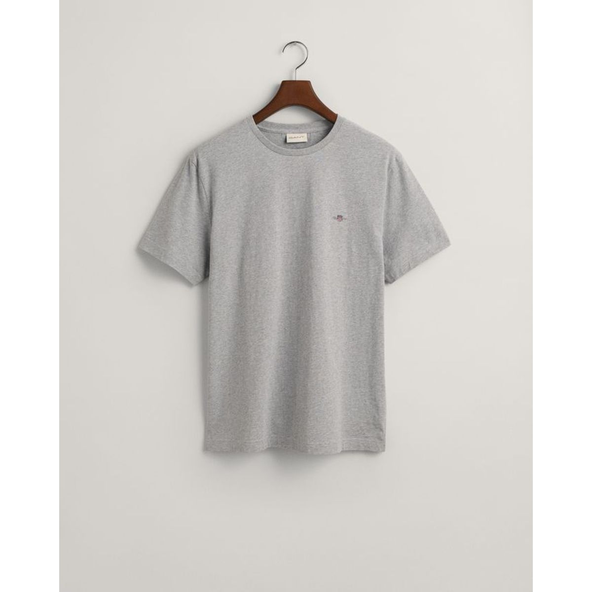 REG SHIELD SS T-SHIRT