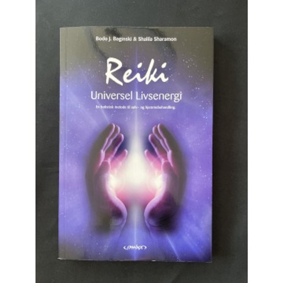 Reiki - universel livsenergi - Spirituelle bøger - GodKarmaShop