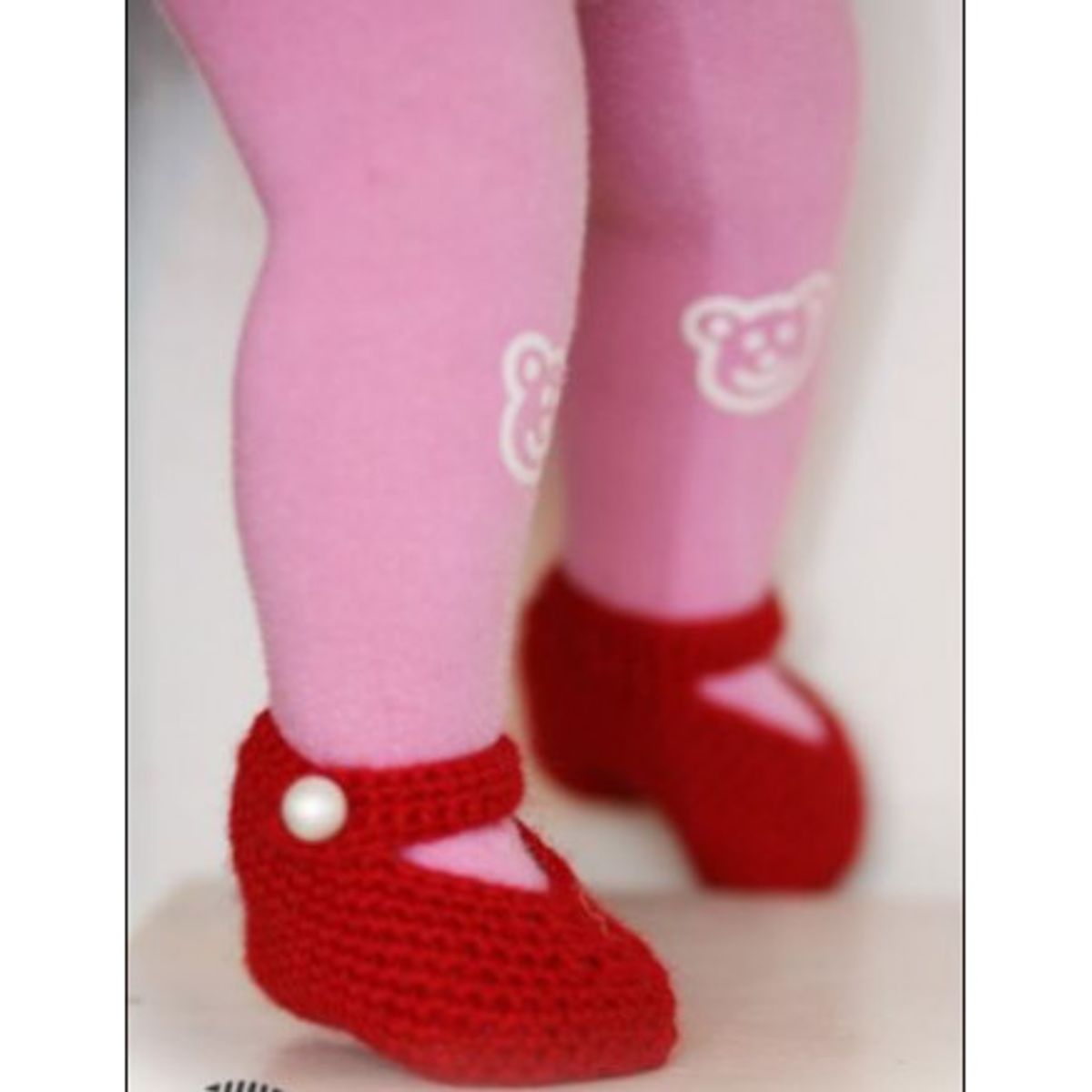 Rosy Toes by DROPS Design - Tøfler Hækleopskrift str. 1/3 mdr - 3/4 år - 2 år