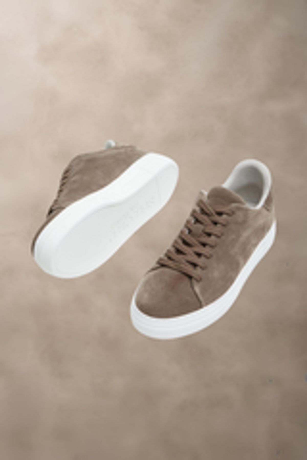 Ruskind Sneakers