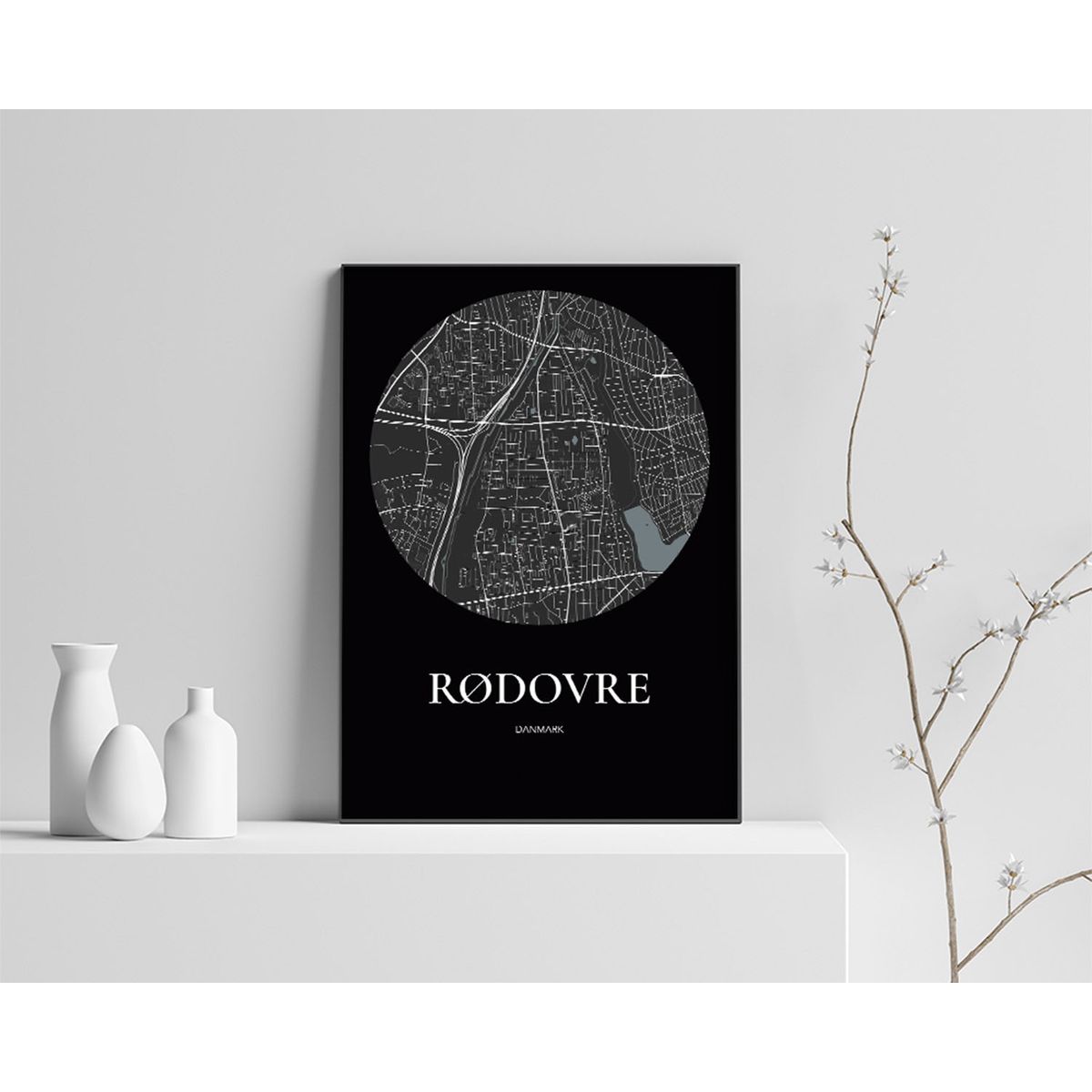 Rødovre Plakaten Rundt kort Sort 42×60 cm (A2)