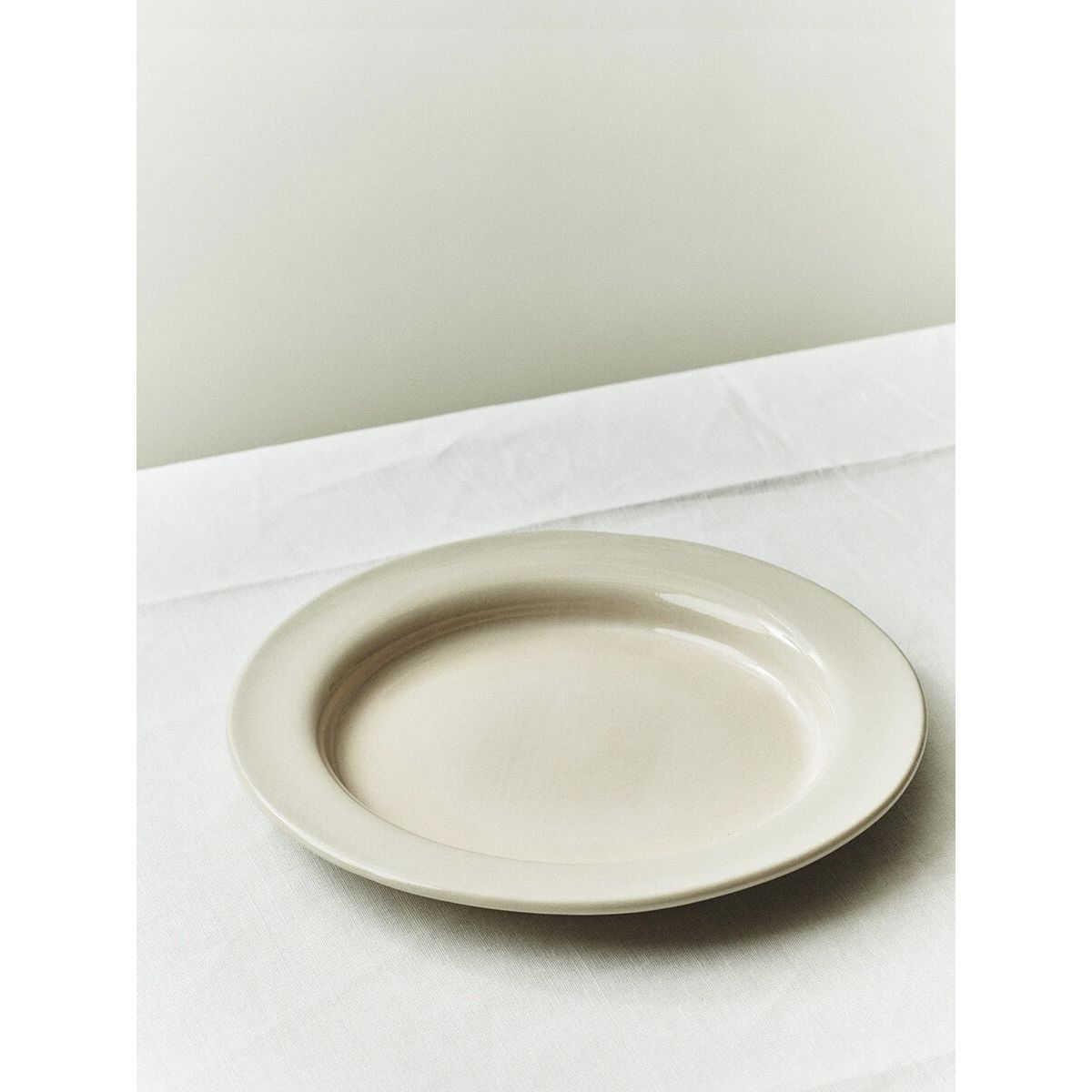 S.R. Dinner Plate fra Louise Roe