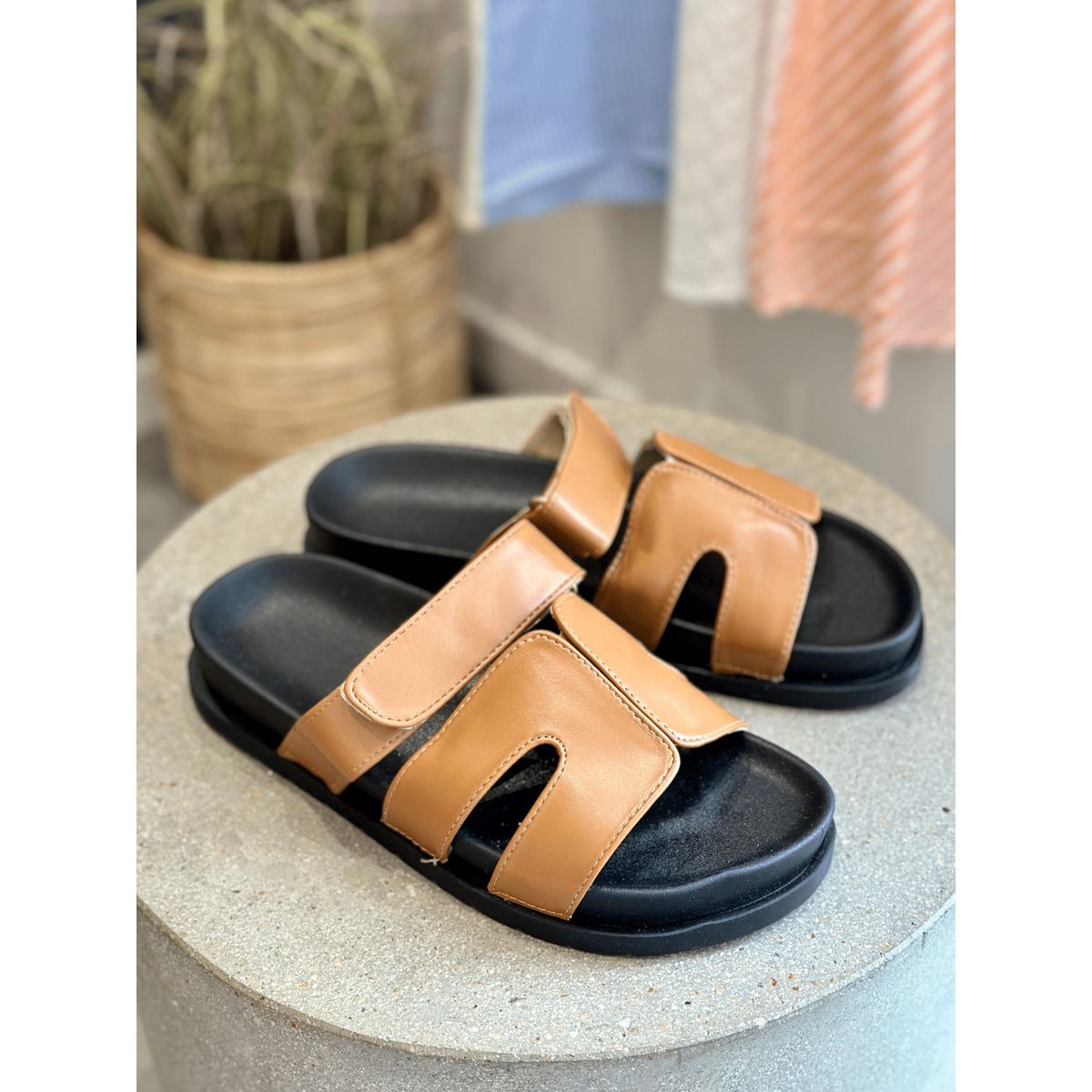 Sandra Sandal Med Velcro - Camel 36