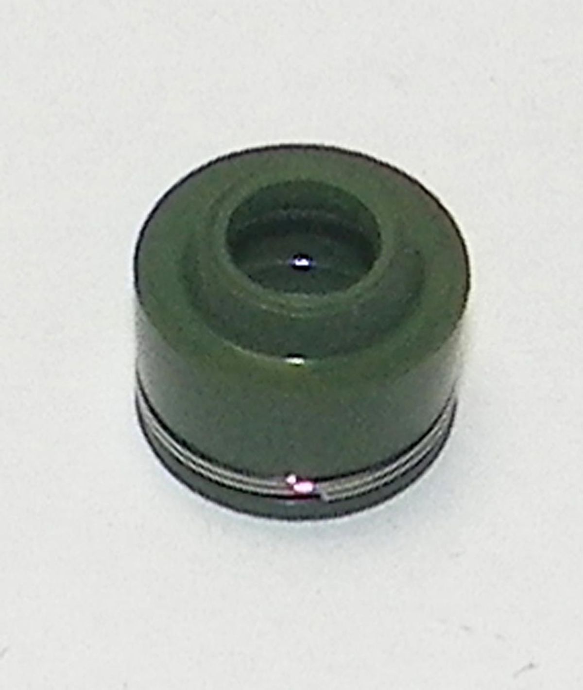 Seal, Valve Stem: Suzuki 50 - 750 82-22 - 0928905003