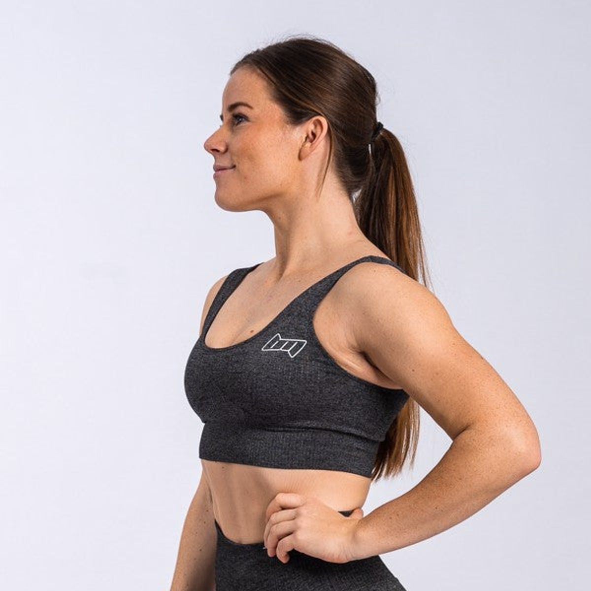 Seamless Ribbed Sports Bra