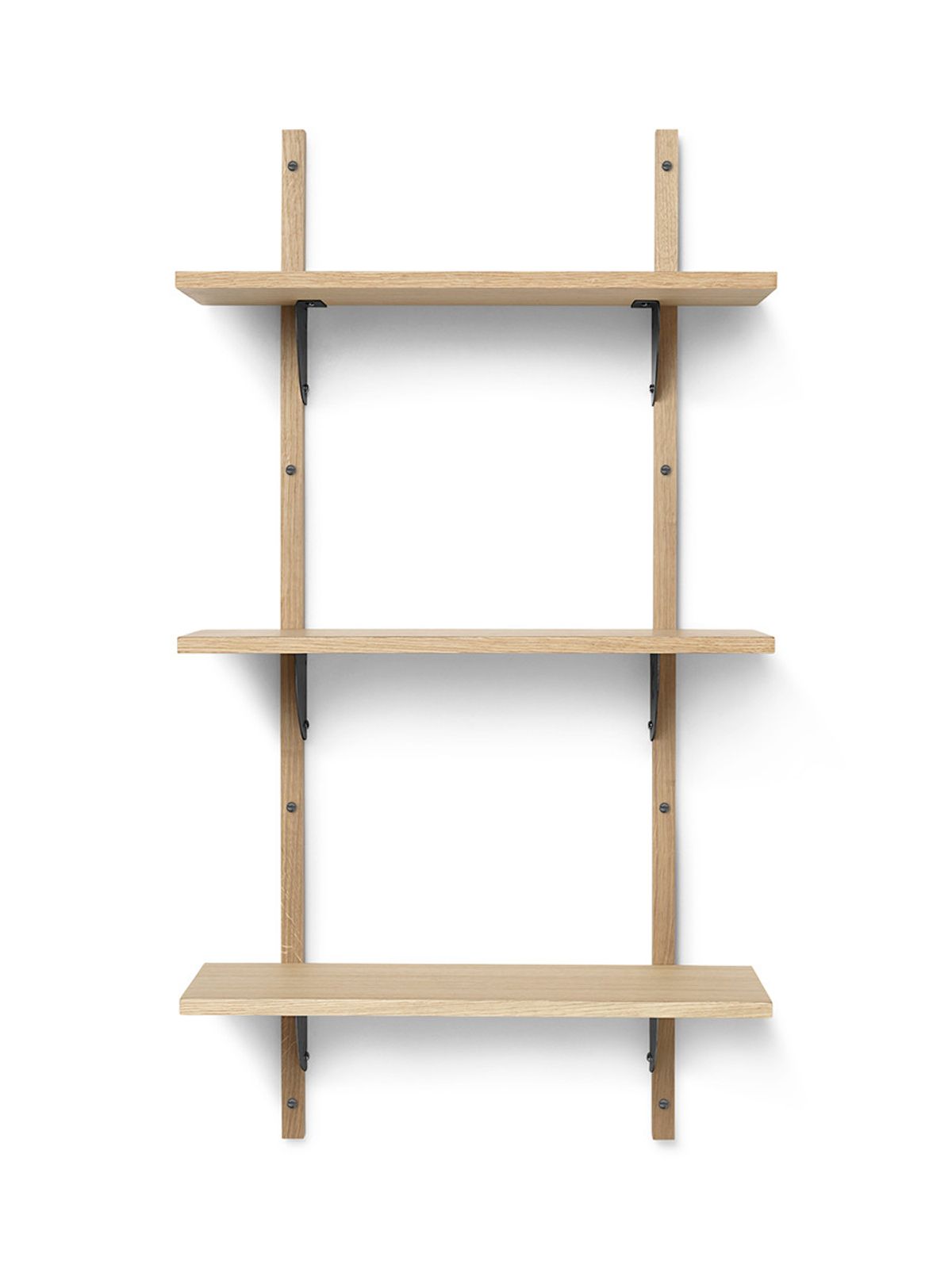 Sector Shelf T/N fra Ferm Living (Eg m/sort messing)