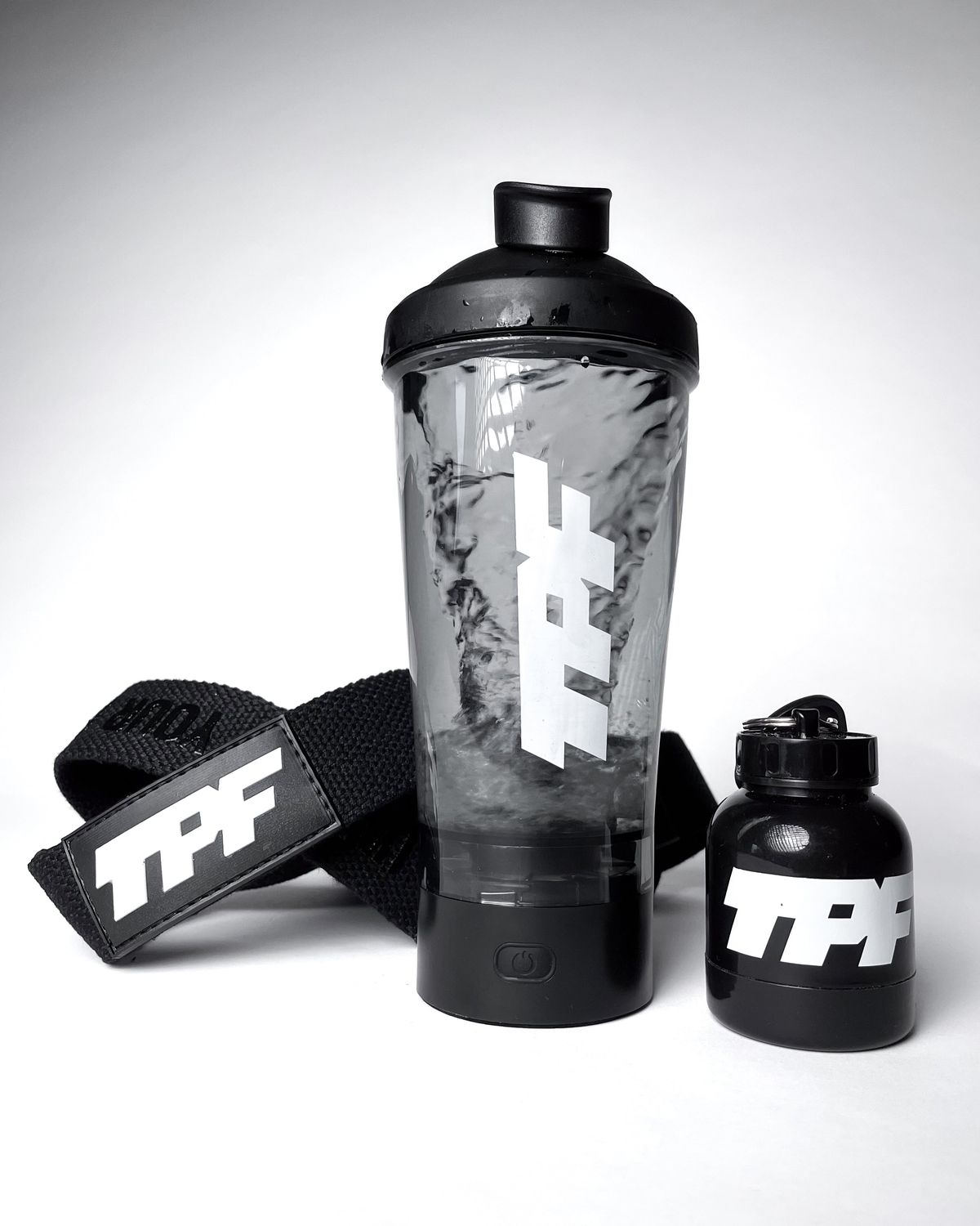 SHAKER, FUNNEL & STRAPS BUNDLE