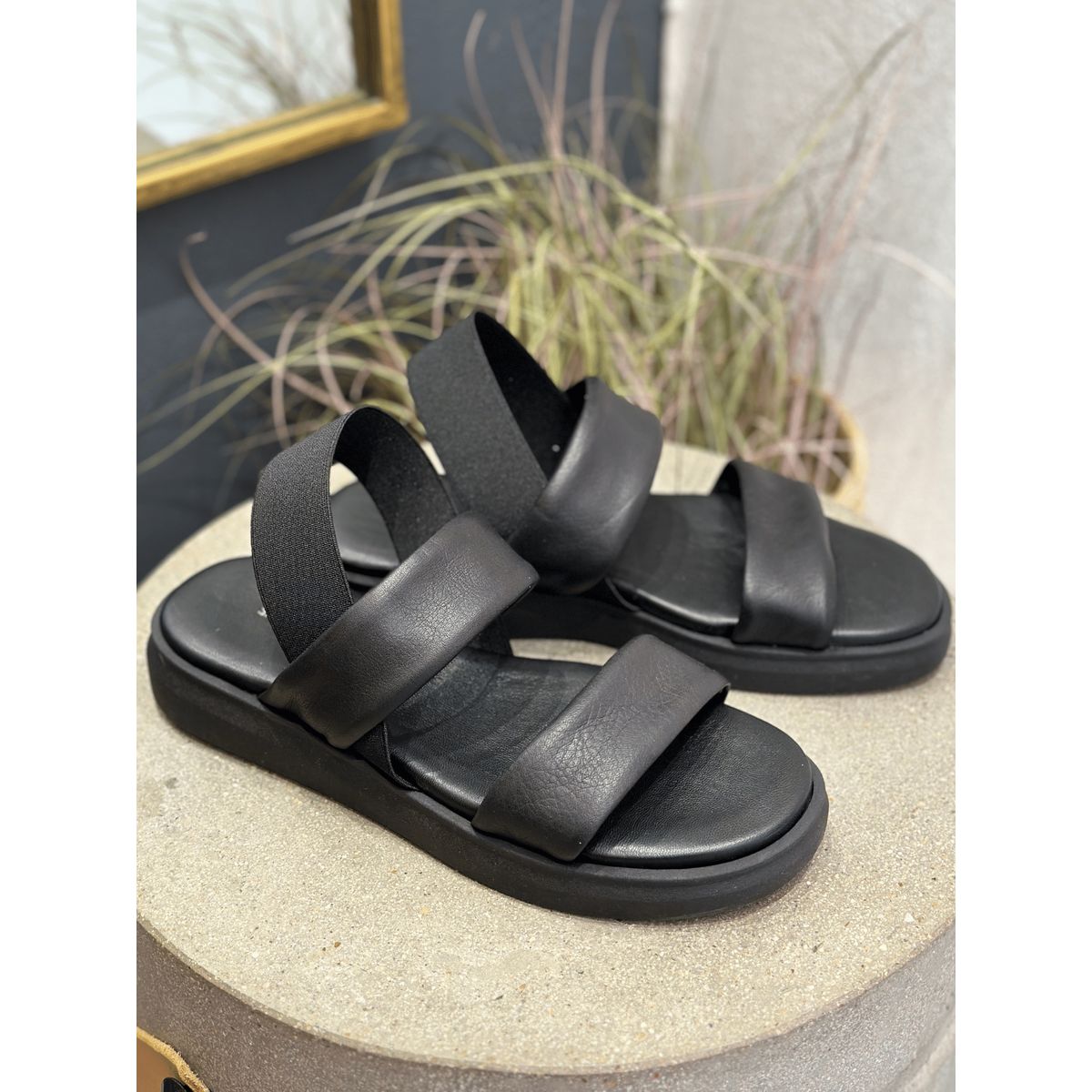 Shoe The Bear Brenna Sling Back Sandal - Black 40