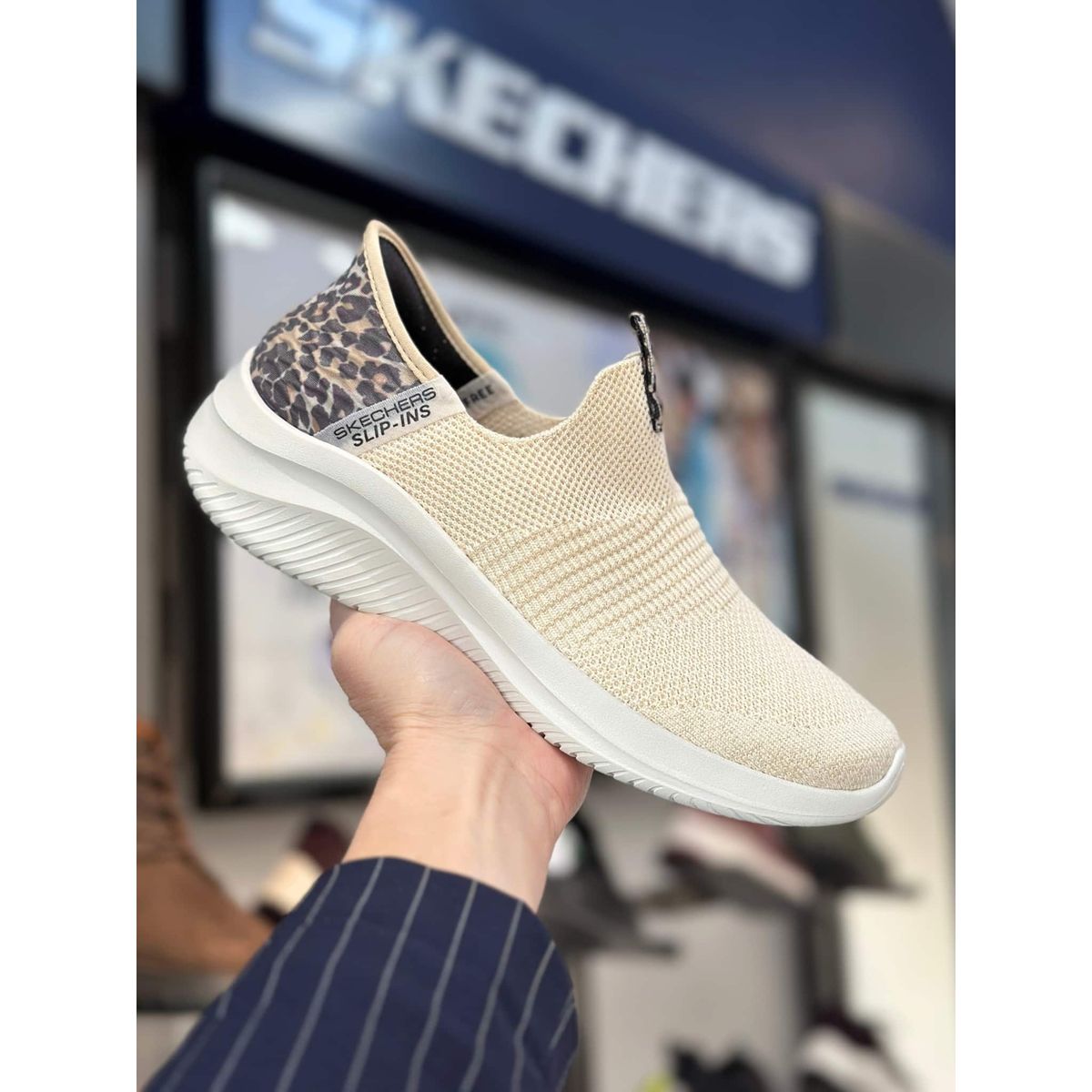 SKECHERS, Dame, Slip-ins: Ultra Flex 3.0 Natural Step - Leopard 40