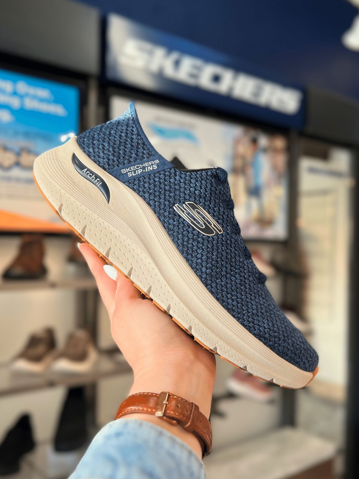 Skechers, HERRE, Slip-ins: Arch Fit 2.0 - Look Ahead - Navy 41