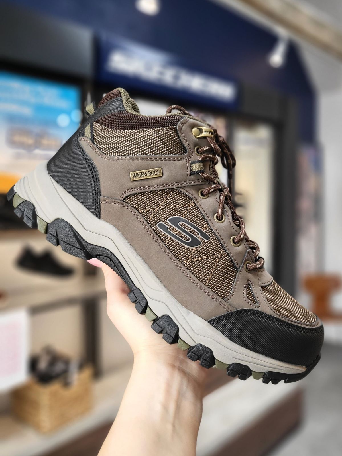 SKECHERS, Relaxed Fit: Selmen Melano - Waterproof - Chocolate 41