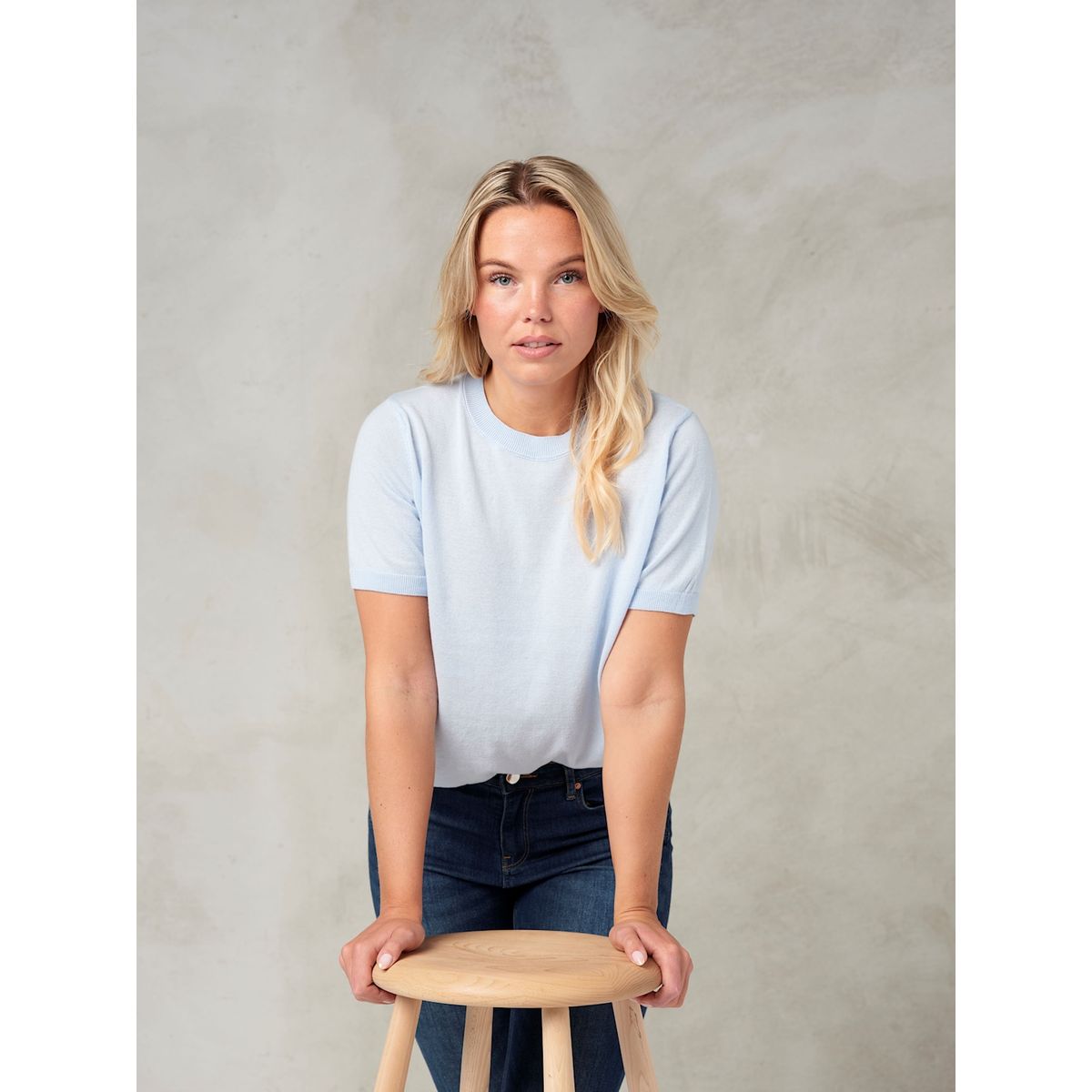 Skovhuus Kvinde T-shirt i Strik Light Blue M