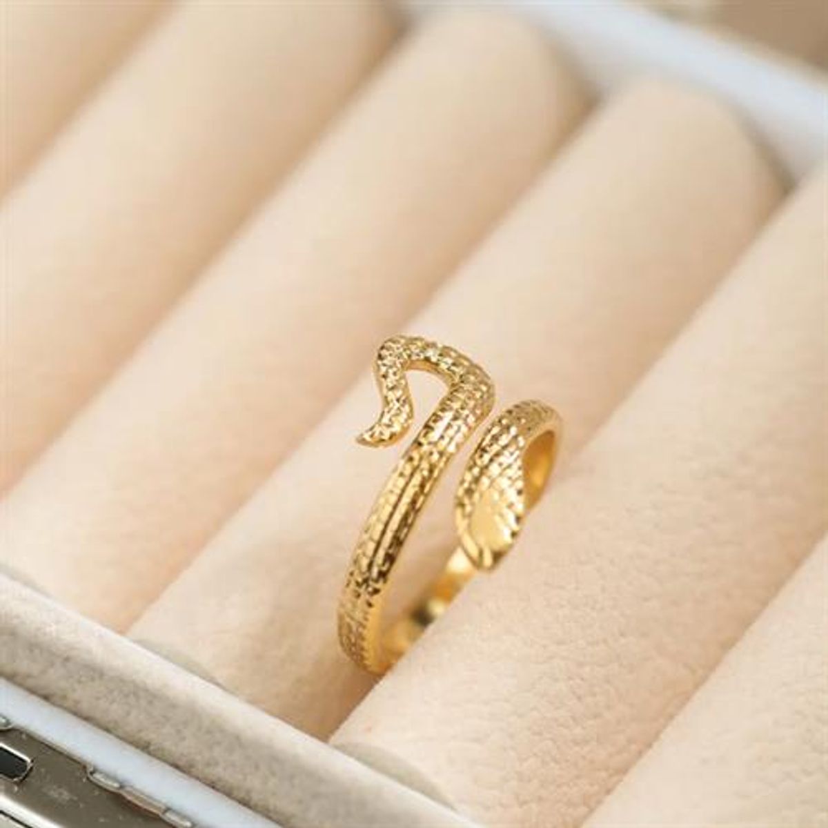 Snake II Ring