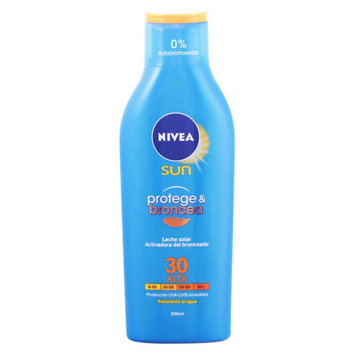 Solcreme Protege & Broncea Nivea SPF 30 (200 ml) 30 (200 ml)