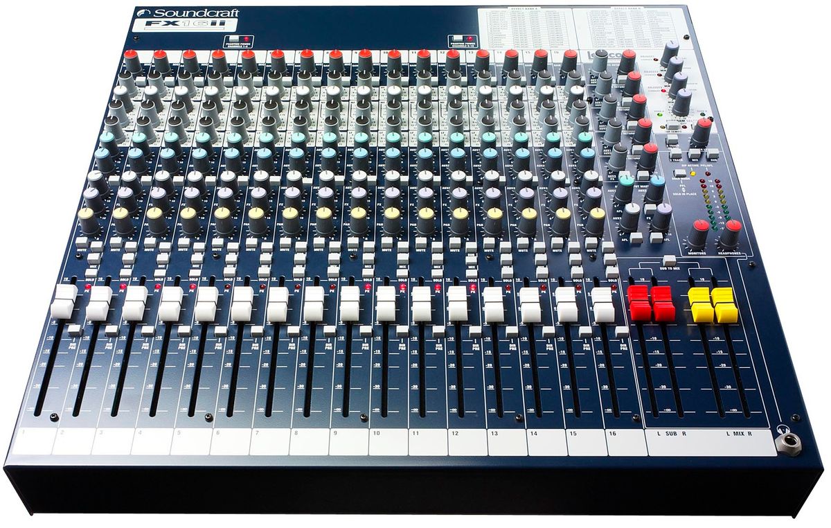 Soundcraft FX16II Mixer