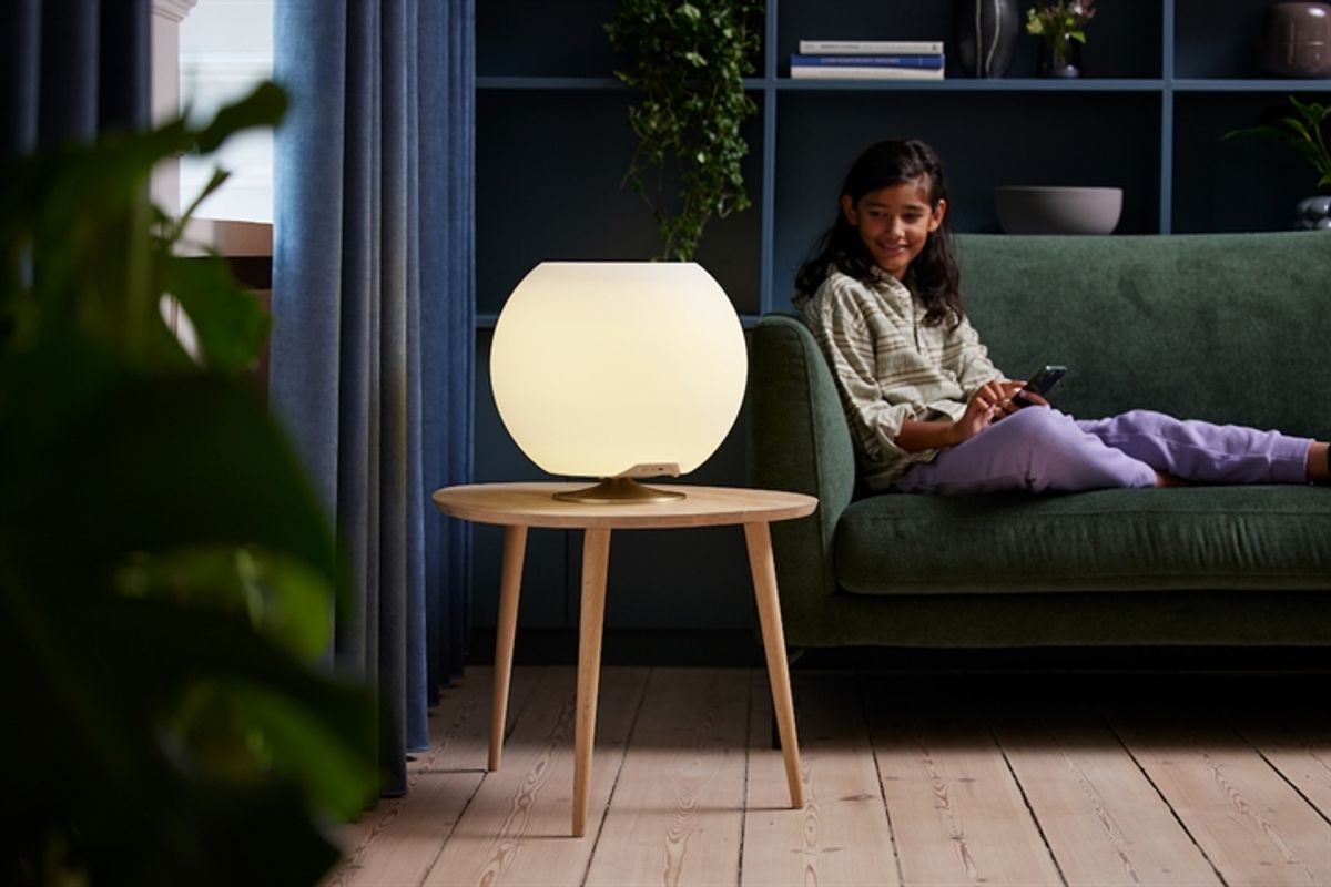 Sphere LED lampe m/højtaler & drinks køler, børstet sølv