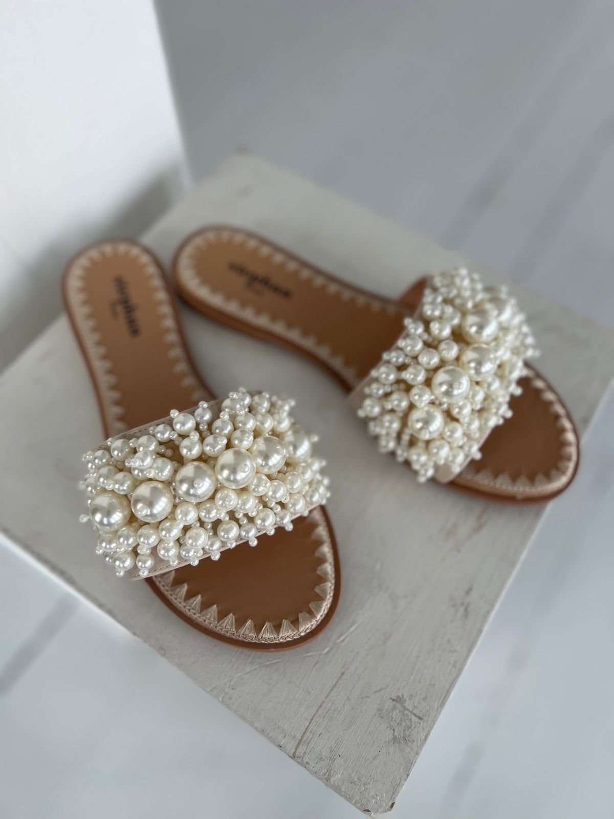 Steph Beige pearl sandal