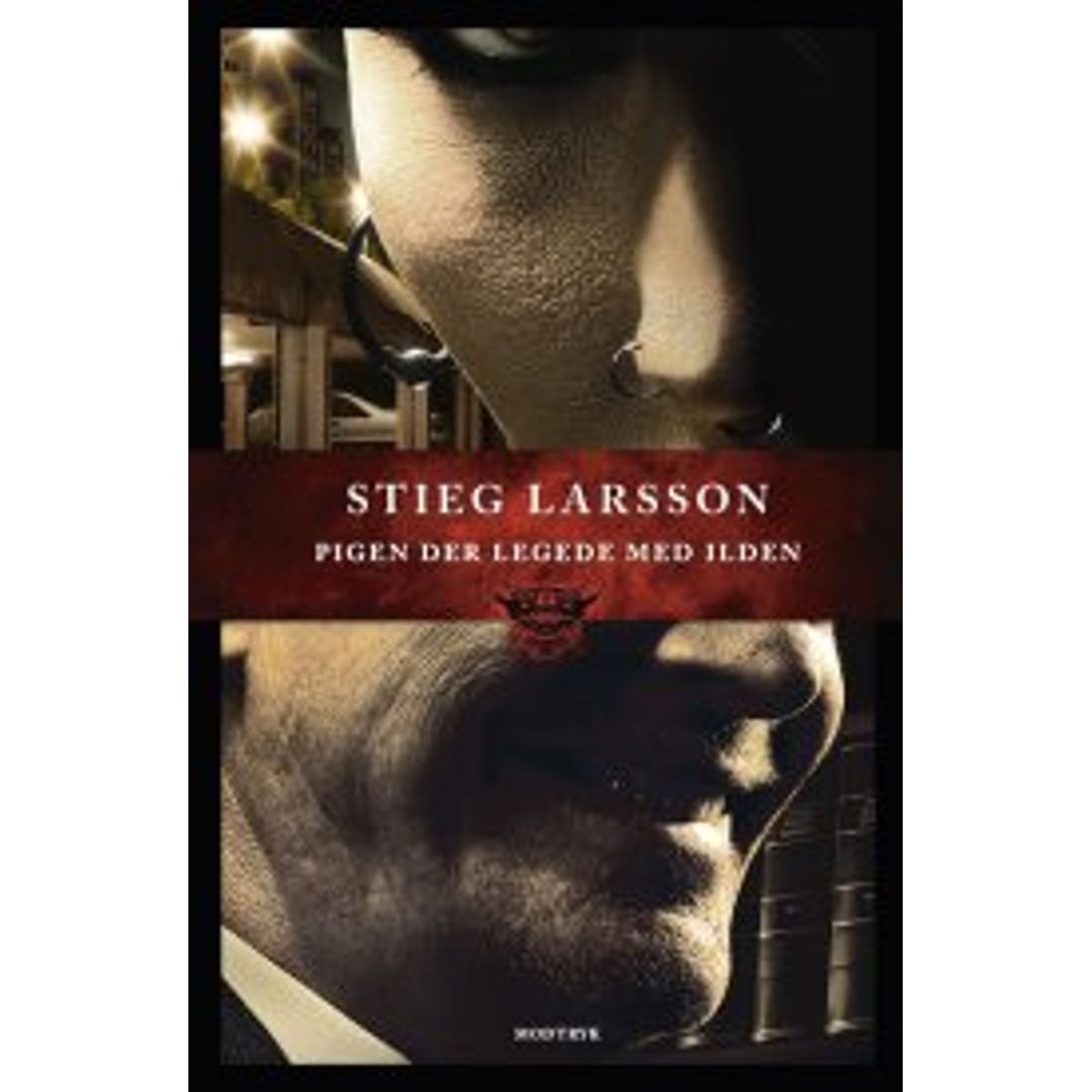 Stieg Larsson - Pigen der legede med ilden