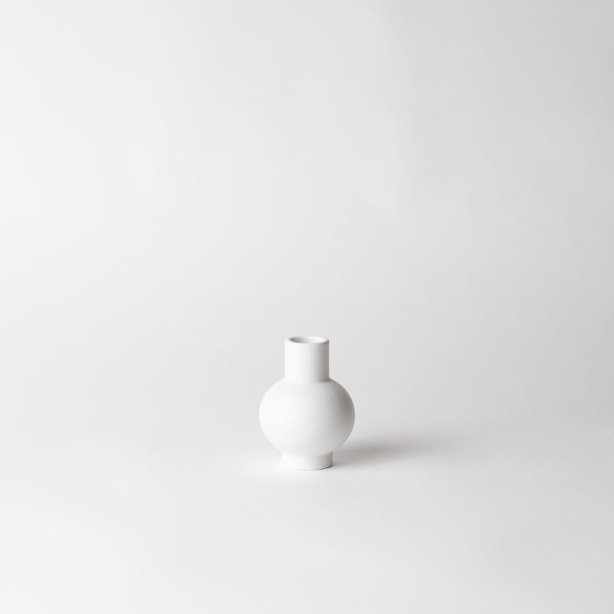 Strøm Miniature Vase, vaporous grey