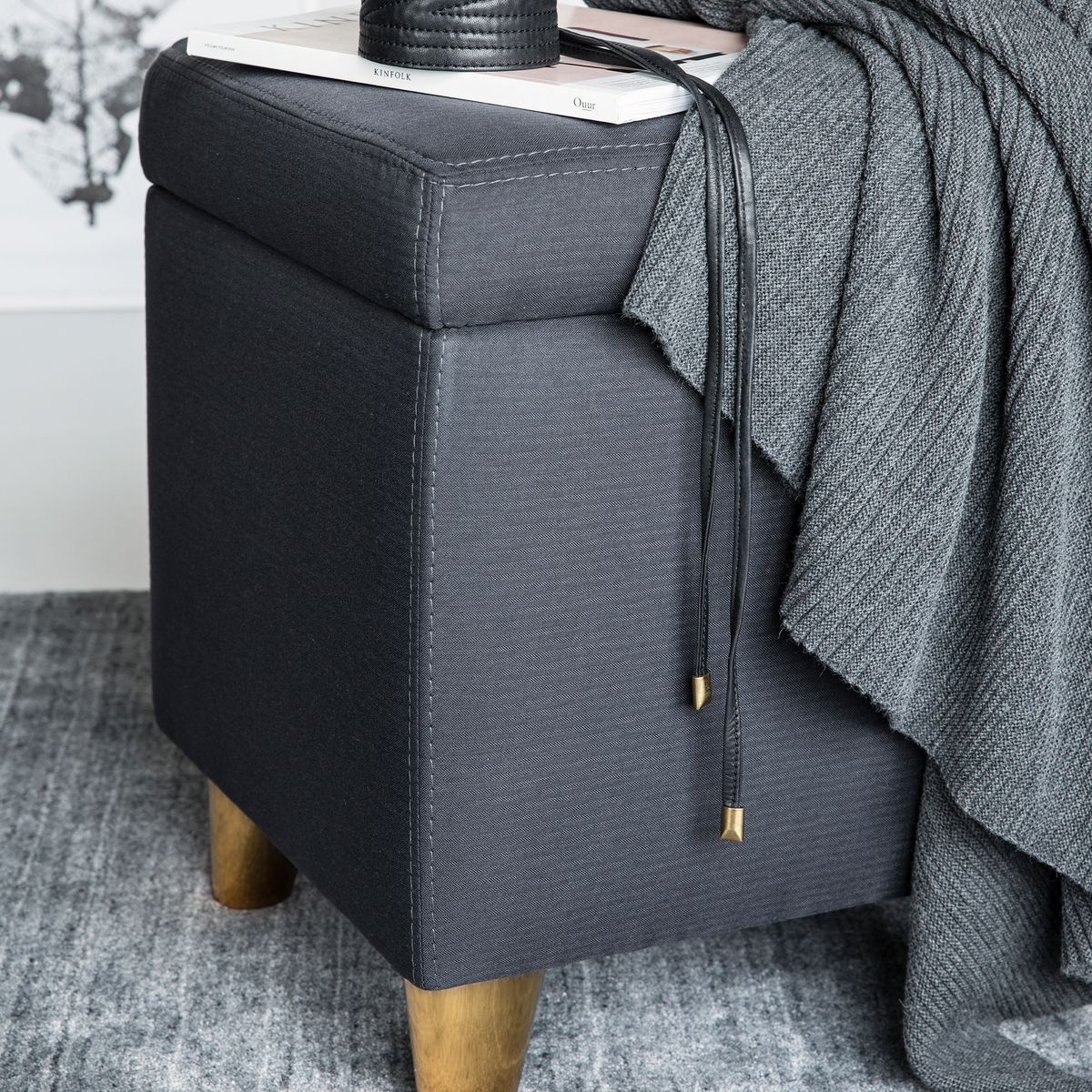 Svane ottoman Pall Nordic Dark Grey