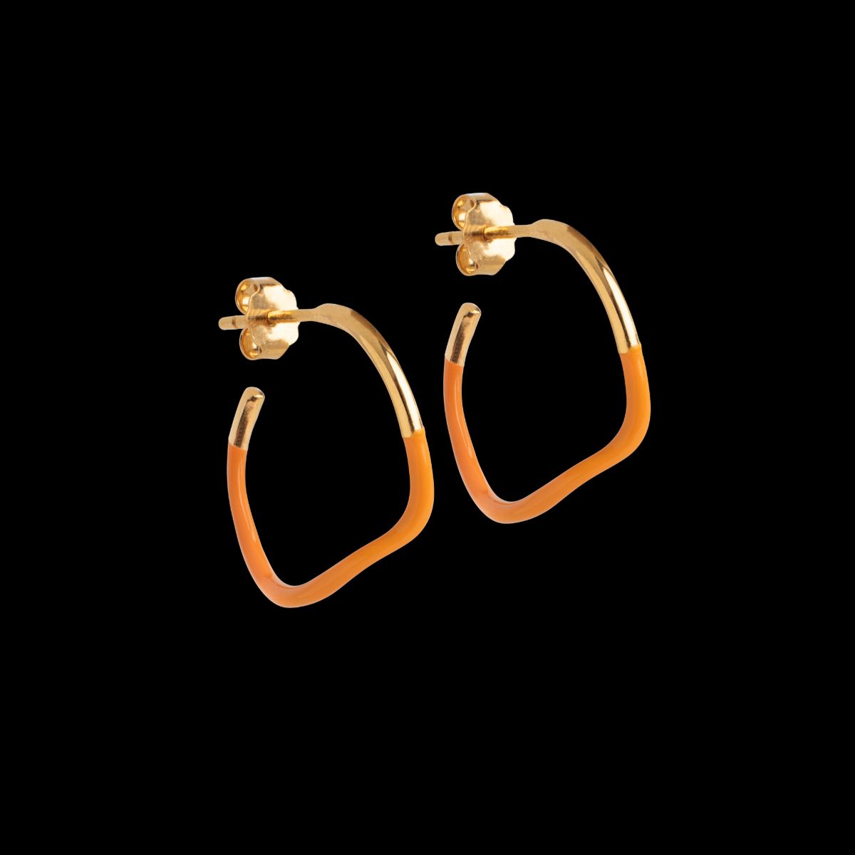 Sway Hoops Orange Forgyldt Sølv Øreringe fra Enamel med Emalje