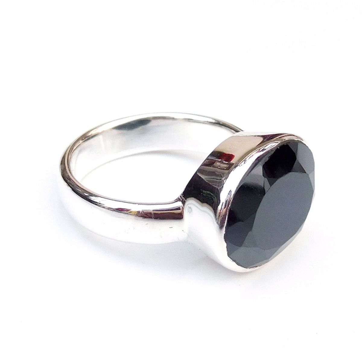 Sølv ring med sort Spinel sten, 48