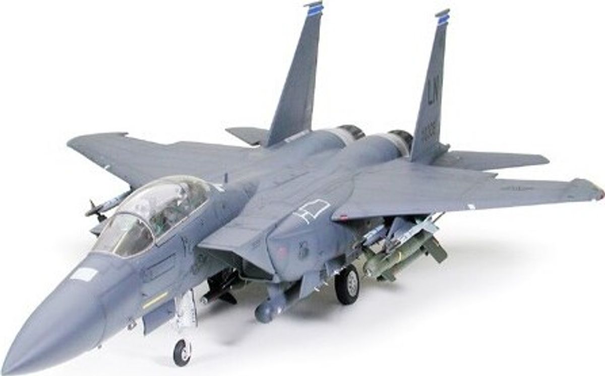 Tamiya - F-15e Bunker Buster Modelfly Byggesæt - 1:32 - 60312