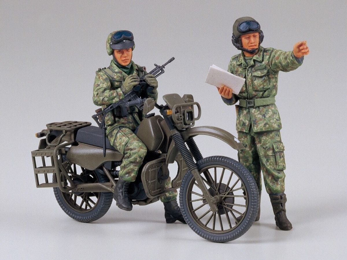 Tamiya - Jgsdf Motorcycle Reconnaissance Set - Model Figurer - 1:35 - 35245