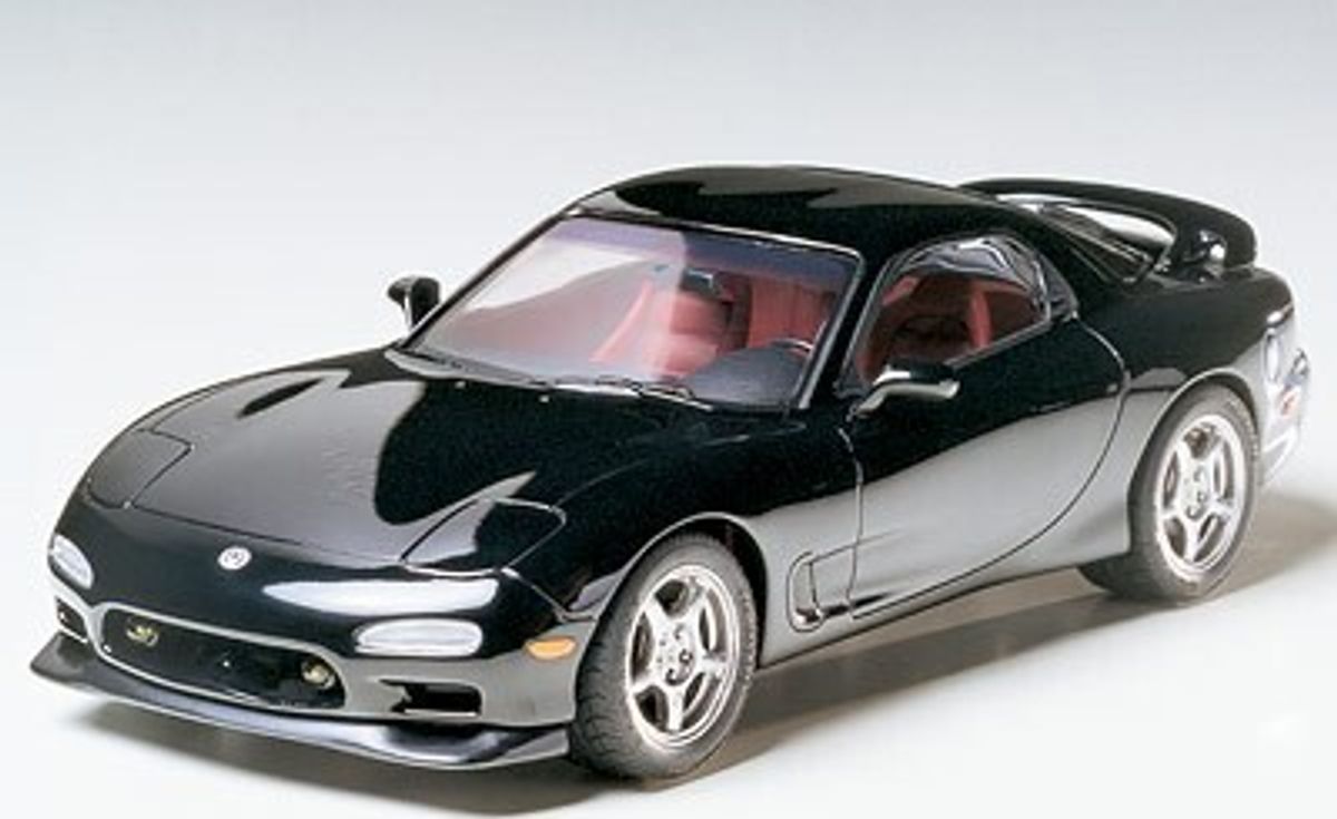 Tamiya - Mazda Rx-7 R1 Modelbil Byggesæt - 1:24 - 24116