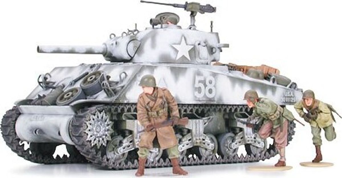 Tamiya - Sherman M4a3 105mm Howitzer Tank Byggesæt - 1:35 - 35251