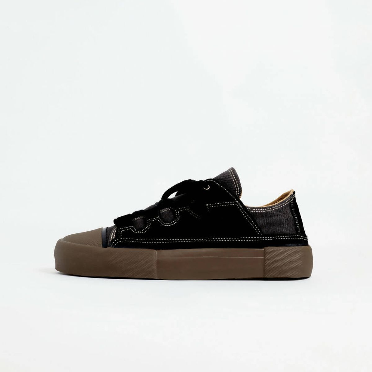 TARMAC CANVAS - QUARTZ BLACK - 36