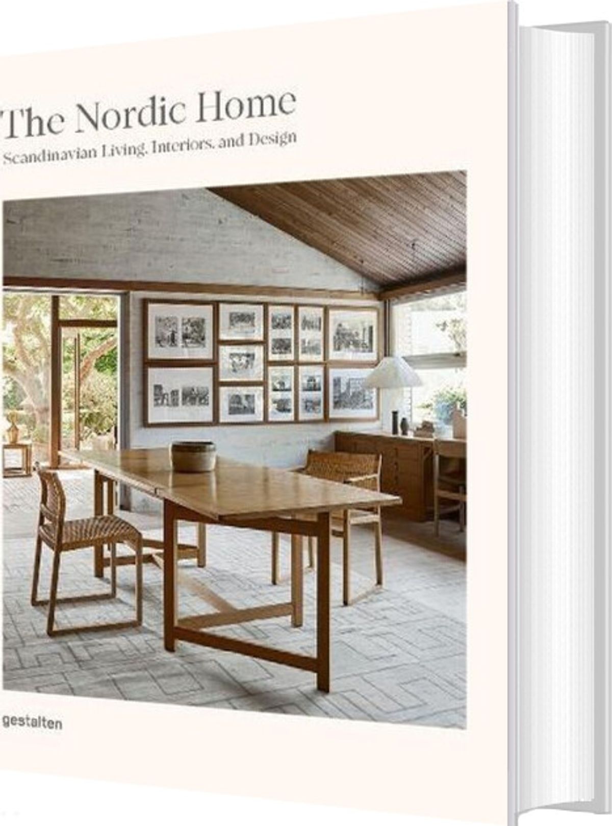 The Nordic Home: Scandinavian Living, Interiors And Design - Emma Fexeus - English Book