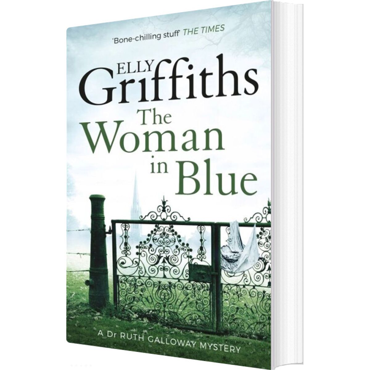 The Woman In Blue - Elly Griffiths - English Book